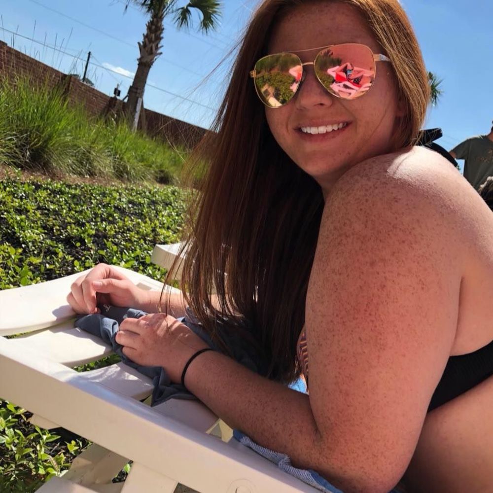 Meet your Posher, Jennifer